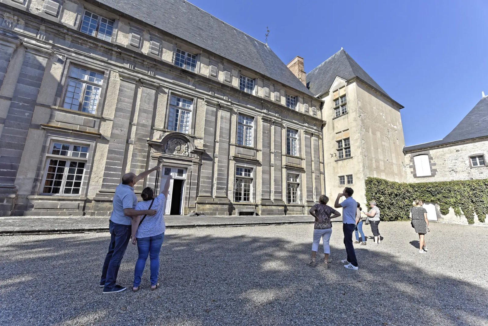 Visite guidée du Château d'Effiat, demeure du XVIIe siècle