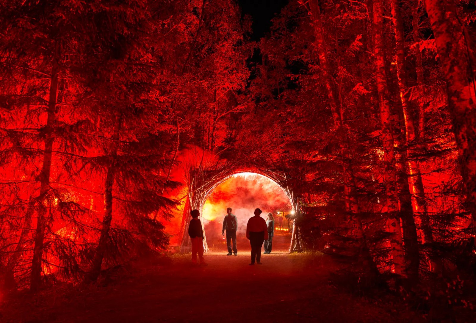 Le Reveil du Volcan, deambulation nocturne, Volcan de Lemptegy, Saint-Ours